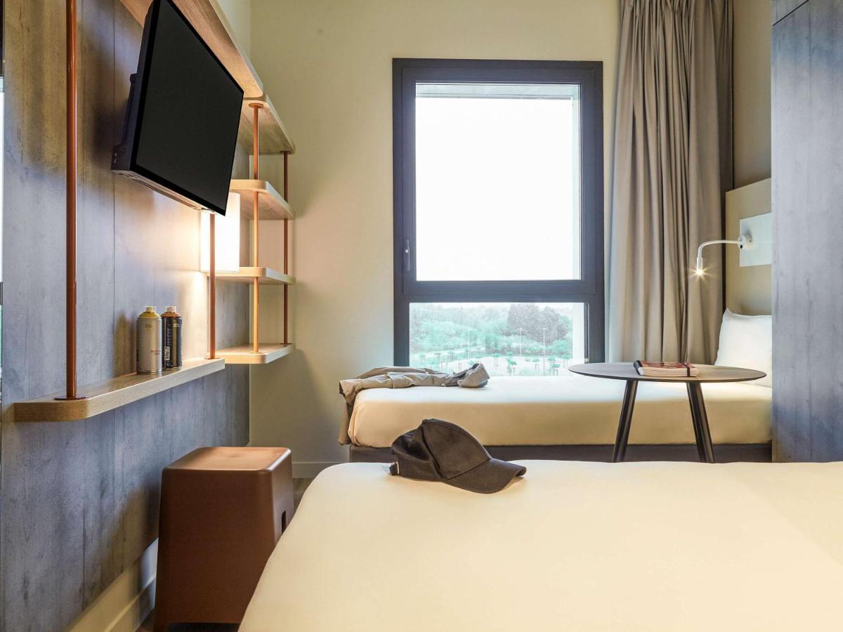 Ibis Budget Montpellier Aeroport Parc Des Expos モーギオ エクステリア 写真